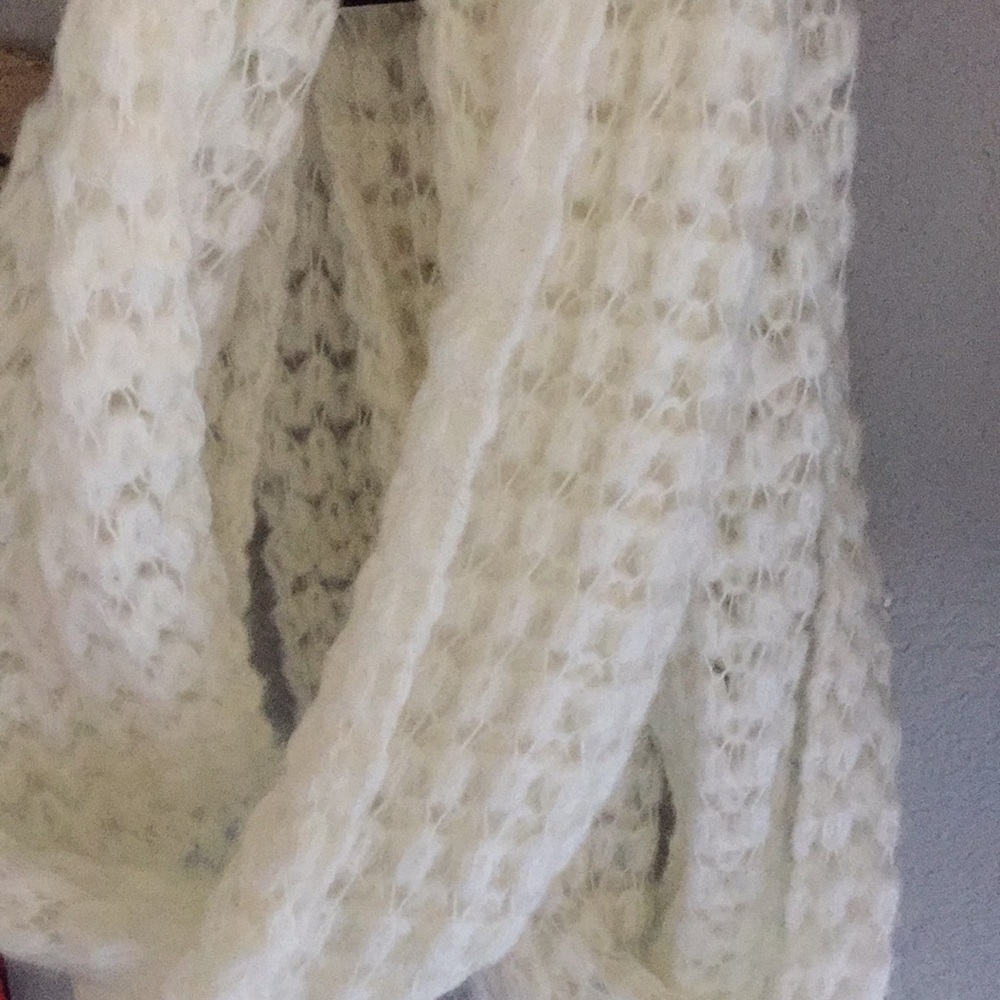 Two Infinity Scarves - Picture 2 of 4